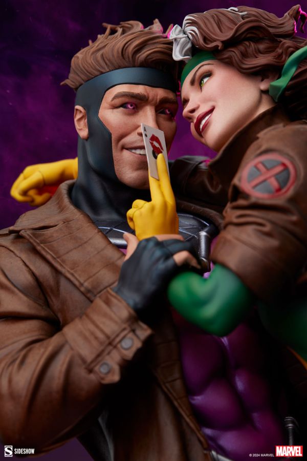 Pop Weasel - Image 7 of X-Men - Rogue & Gambit 18.5" Statue - Sideshow Collectibles