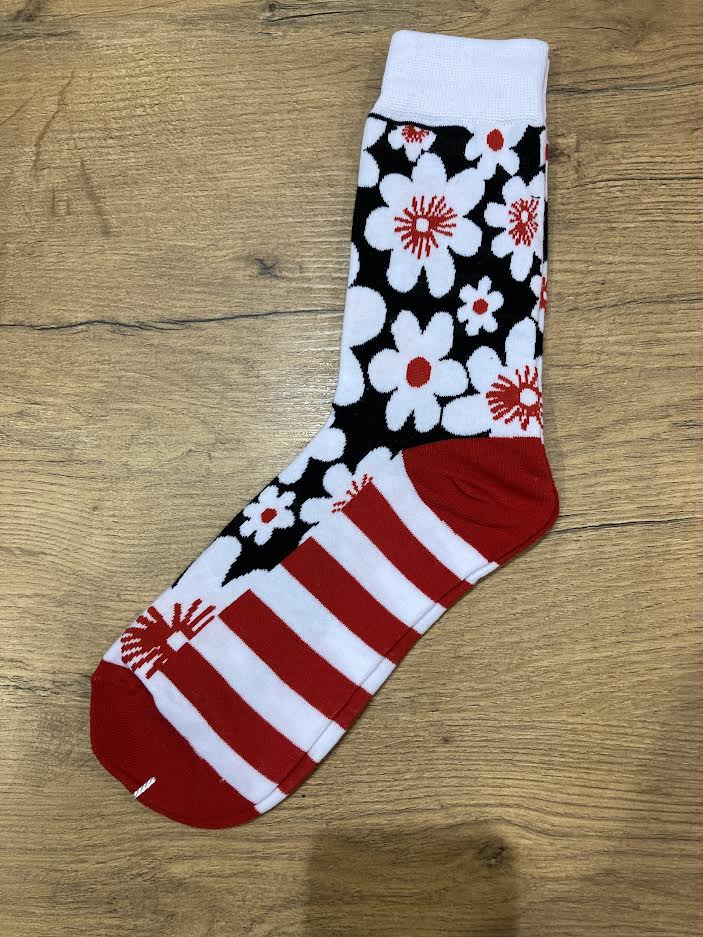 PoppySocks - Red & White Flowers - Socks - Image - Pop Weasel