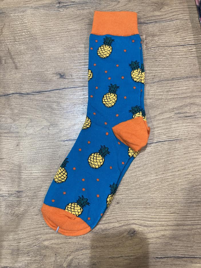 PoppySocks - Pineapples - Socks - Image - Pop Weasel