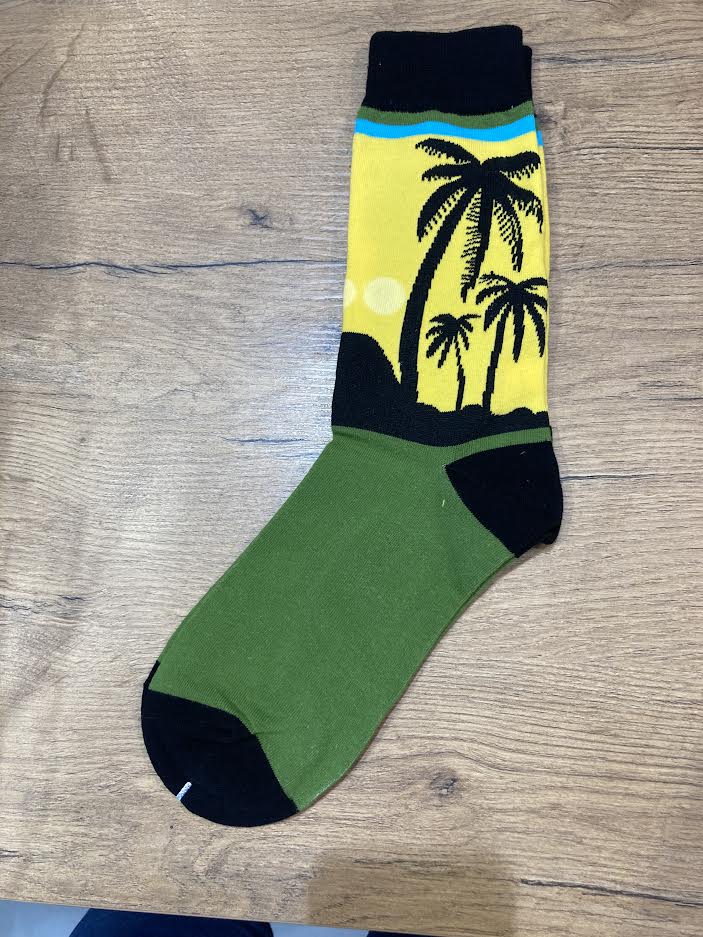 PoppySocks - Tropical View - Socks - Image - Pop Weasel