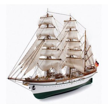 1/100 Esmeralda Naval TS - Model - Image - Pop Weasel