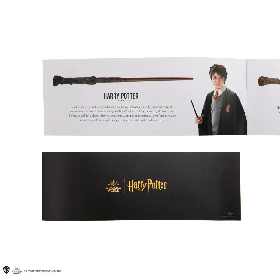 Pop Weasel - Image 7 of Harry Potter - Harry Potter Collector Wand - CineReplicas - Replica - Image - Pop Weasel