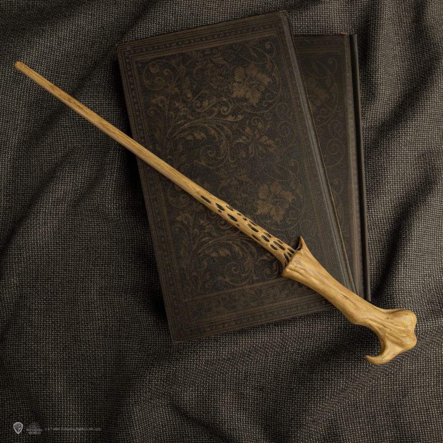 Pop Weasel - Image 5 of Harry Potter - Lord Voldemort Essential PVC Wand Collection - CineReplicas - Replica - Image - Pop Weasel