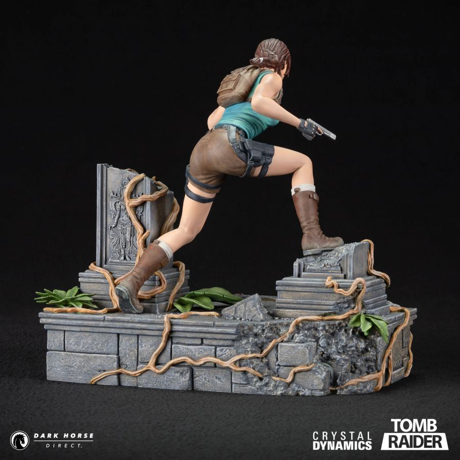 Image Pop Weasel - Image 4 of Tomb Raider - Lara Croft PVC Statue - Dark Horse Comics - Statue - Image - Pop Weasel