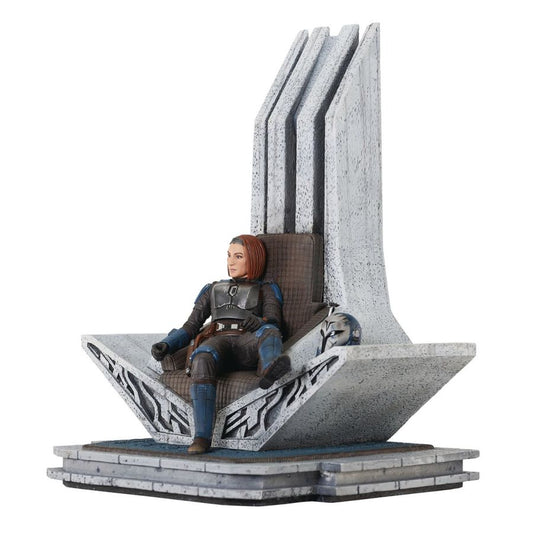 Image Pop Weasel - Image 2 of Star Wars: Mandalorian - Bo-Katan on Throne Statue - Diamond Select Toys