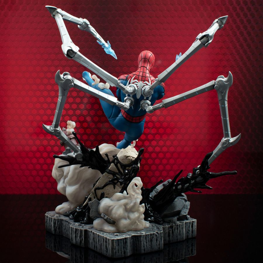 Image Pop Weasel - Image 5 of Spider-Man 2 (2023) - Spider-Man 2 Spider-Man Deluxe Gallery Statue - Diamond Select Toys - Statue - Image - Pop Weasel