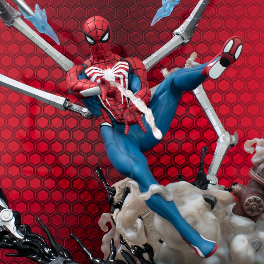 Image Pop Weasel - Image 6 of Spider-Man 2 (2023) - Spider-Man 2 Spider-Man Deluxe Gallery Statue - Diamond Select Toys - Statue - Image - Pop Weasel