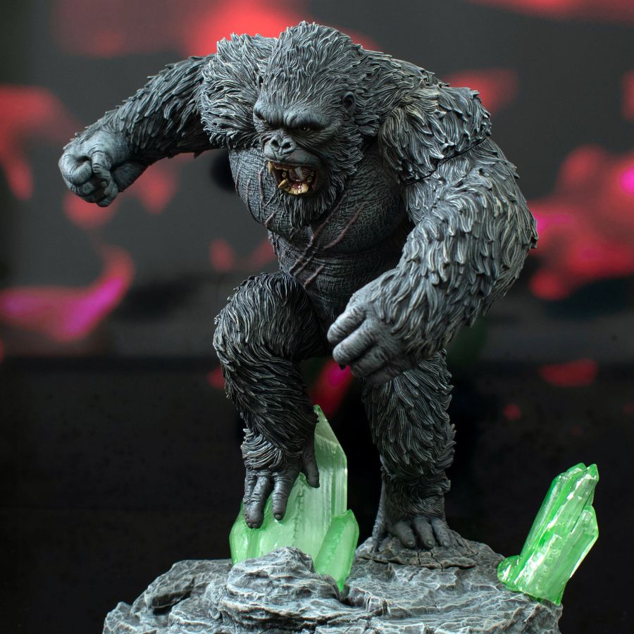 Image Pop Weasel - Image 4 of Godzilla x Kong - King Kong Deluxe Gallery PVC Statue - Diamond Select Toys - Statue - Image - Pop Weasel