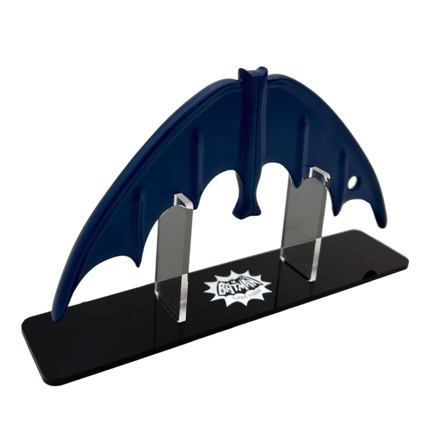 Batman (1966) - Batarang Scaled Replica - Factory Entertainment - Replica - Image - Pop Weasel