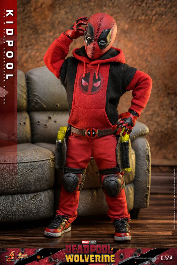 Image Pop Weasel - Image 6 of Deadpool & Wolverine - Kidpool 1:6 Scale Collectable Action Figure - Hot Toys - Action Figure - Image - Pop Weasel