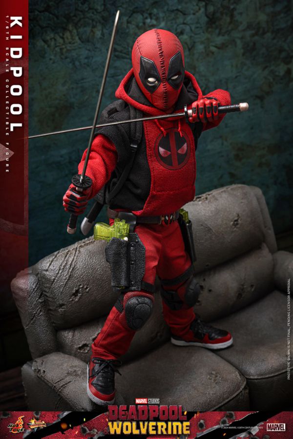 Image Pop Weasel - Image 7 of Deadpool & Wolverine - Kidpool 1:6 Scale Collectable Action Figure - Hot Toys - Action Figure - Image - Pop Weasel