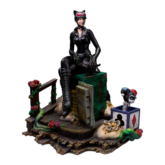 Batman - Catwoman (Gotham City Sirens) Deluxe 1:10 Scale Statue - Iron Studios