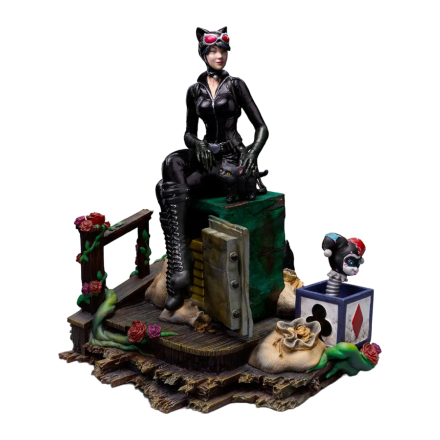 Batman - Catwoman (Gotham City Sirens) Deluxe 1:10 Scale Statue - Iron Studios - Statue - Image - Pop Weasel