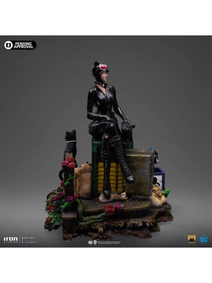 Image Pop Weasel - Image 5 of Batman - Catwoman (Gotham City Sirens) Deluxe 1:10 Scale Statue - Iron Studios - Statue - Image - Pop Weasel