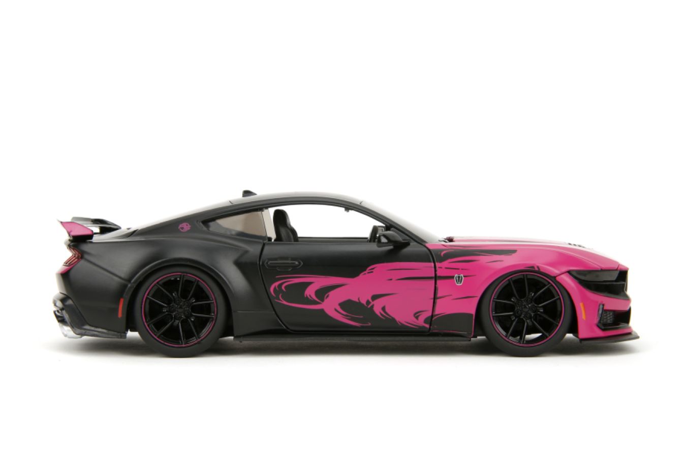 Image Pop Weasel - Image 5 of Pink Slips - 2024 Ford Mustang Dark Horse 1:24 Scale Diecast Vehicle - Jada Toys