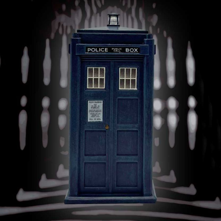 Image Pop Weasel - Image 2 of Doctor Who - First Doctor's TARDIS 1:21 Scale Replica - Master Replicas