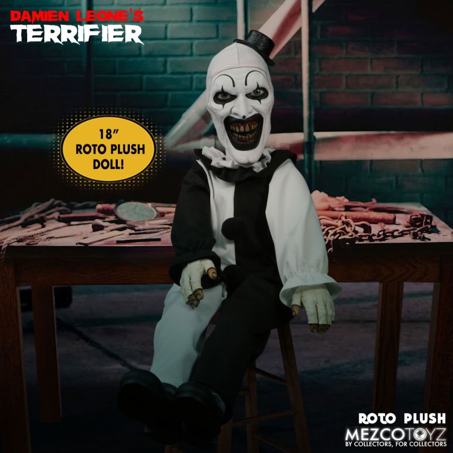 Terrifier - Art The Clown 18&#039;&#039; Roto Plush - Mezco Toyz - Statue - Image - Pop Weasel