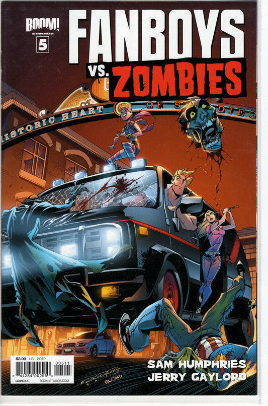 Pre-Owned - Fanboys vs. Zombies #5  (August 2012)