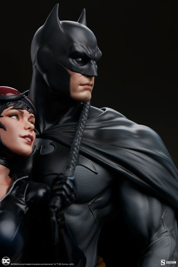 Image Pop Weasel - Image 7 of DC Comics - Batman & Catwoman Diorama - Sideshow Collectibles - Statue - Image - Pop Weasel