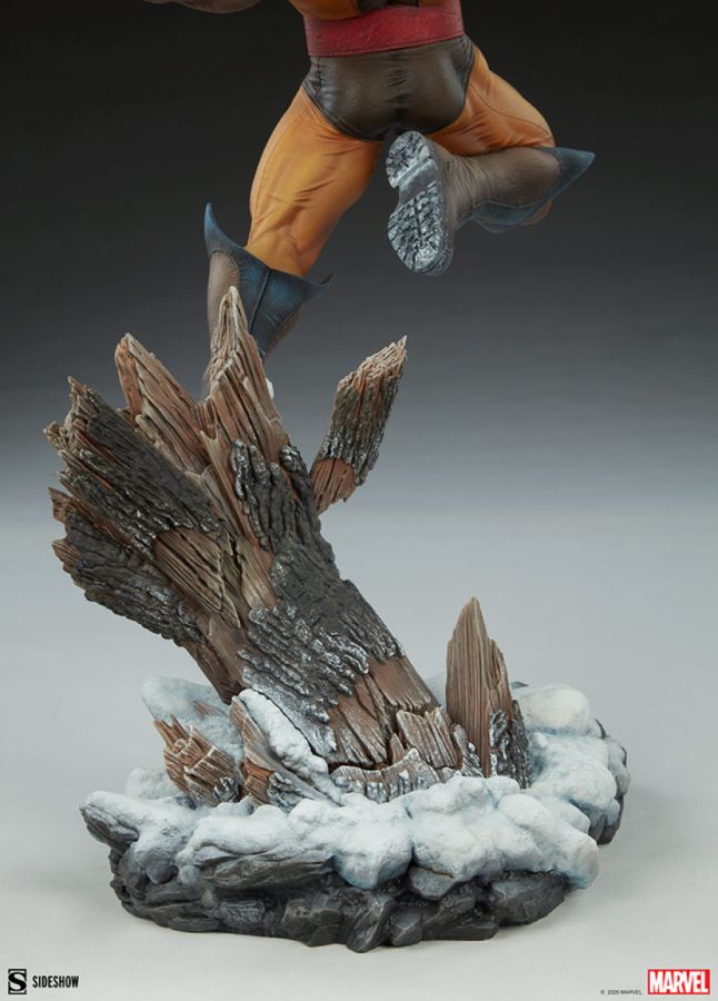 Pop Weasel - Image 6 of Marvel Comics - Wolverine Premium Format Statue - Sideshow Collectibles - Statue - Image - Pop Weasel