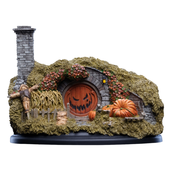 Pop Weasel Image of The Hobbit - #16 Hill Lane (Halloween Edition) Hobbit Hole Diorama - Weta