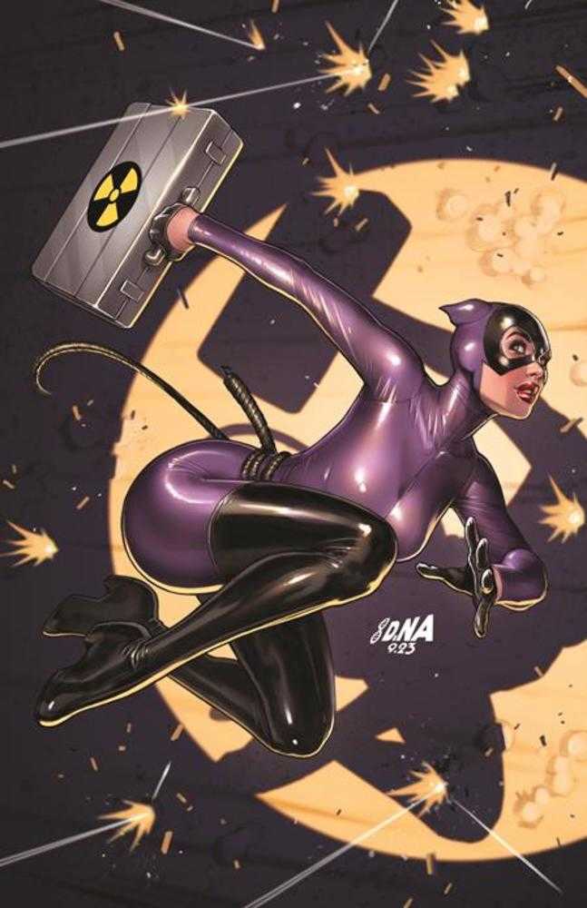 Catwoman - Comics - Image - Pop Weasel