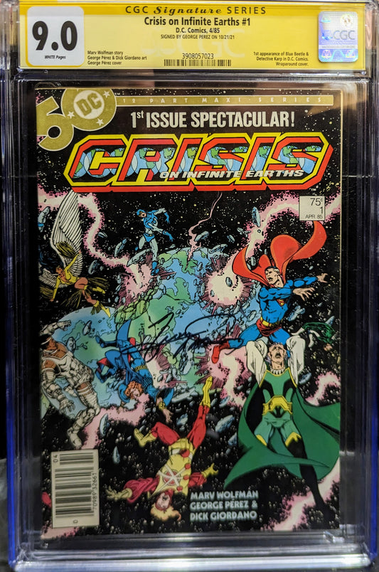 Graded Comic - Crisis On Infinite Earths #1 Signed (04/85 CGC 9.0)